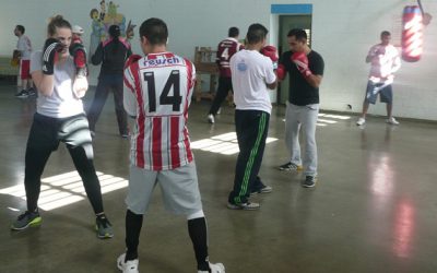 Clínica de boxeo: Varios clubes porteños dieron una clínica penal de Sierra Chica
