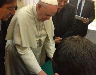 Francisco llamó a hacer un «salvataje de la niñez»