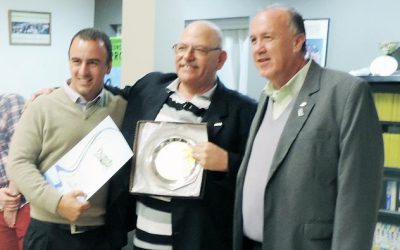 DISTINCIÓN A UN PERIODISTA: El Instituto del Deporte Chaqueño distinguió a Molodezky por su trayectoria en el diario Norte