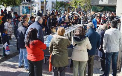 CHACO: El campeón Alan Pichot promocionó el ajedrez en plena peatonal resistenciana