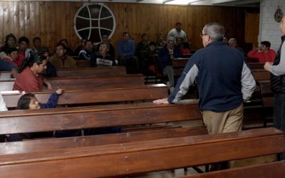 Mendoza: El senador Arenas con vecinos de Km 8 en la defensa de un club