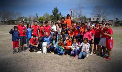 C.A.B.A: EL CAACUPE CRICKET DEL PADRE PEPE Y DANIEL JUAREZ