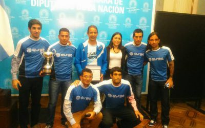 EL PARLAMENTO HOMENAJEO AL DEPORTISTA JUAN PABLO JUAREZ — Por Osvaldo Jara