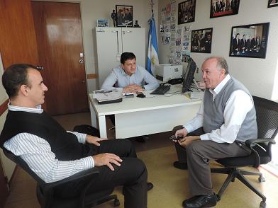 23122015foto de reunion con G. Bull