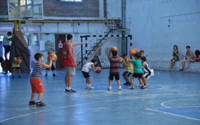 Los clubes de barrios salen a la calle contra el ajuste