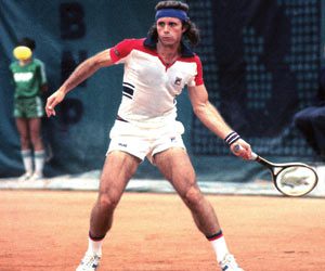 17 de agosto de 1952  Guillermo Vilas  “Quien masifica el deporte blanco”