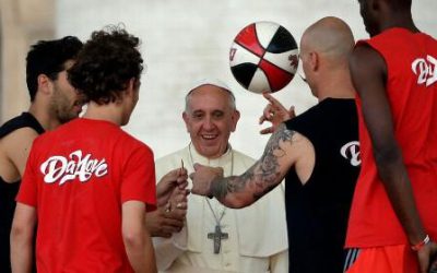 «LA MENTALIDAD DE ‘GANAR A TODA COSTA’ CORROMPE EL DEPORTE VIOLANDO LAS REGLAS QUE LO CONSTITUYEN»