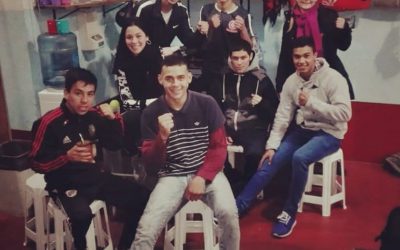 En Wilde – Campeones de la vida: un club de boxeo que busca sacar a los chicos de la calle y las adicciones