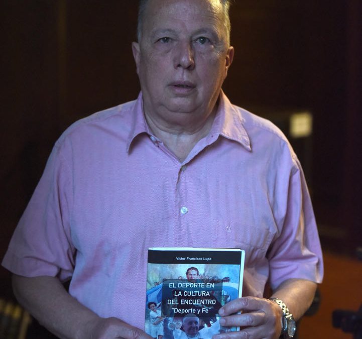 Víctor Lupo: el deporte, pilar de la educación
