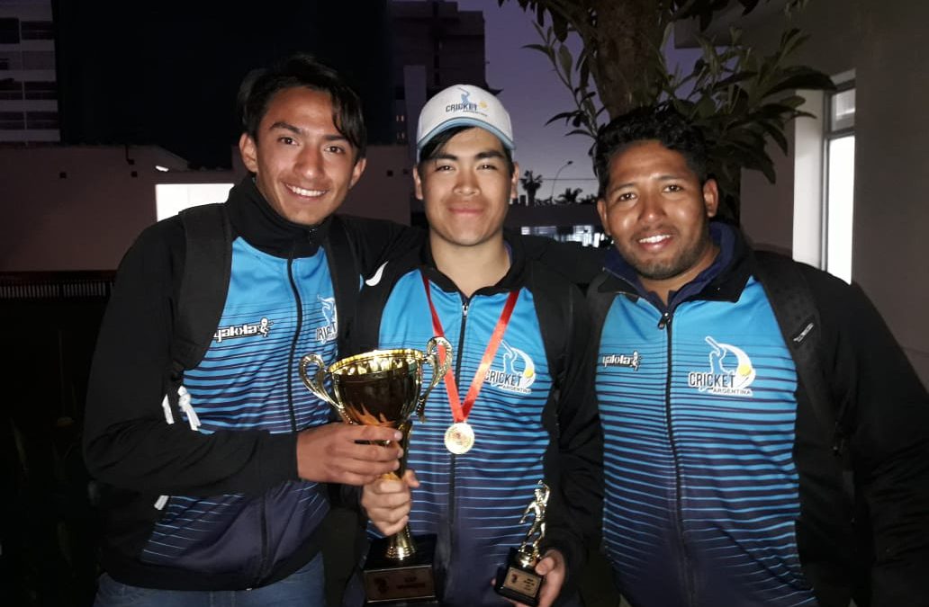El Cricket Argentino lidera en Latinoamerica, y un Singular Programa Social le da su Aporte.