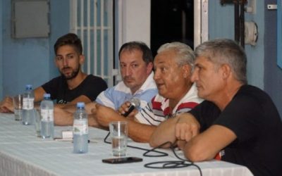 NOVECIENTOS CLUBES DE SANTA FE EN CRISIS TERMINAL — POR EZE JUARISTI