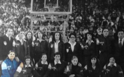 Básquetbol: Debutar en la Selección mayor a los 15 años