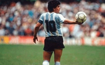 MARADONA – Profundo y respetuoso silencio…