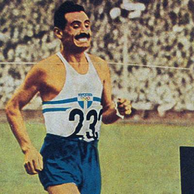 7 de Agosto de 1948: Delfo Cabrera - Medalla de oro en la Maratón de  Londres, Medalla de oro en la vida - Mundo Amateur