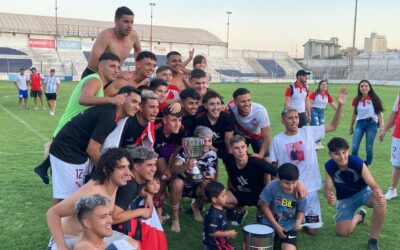 Córdoba: El club de LCF que metió 3 mil personas una noche, ascendió a Primera A y no para de crecer