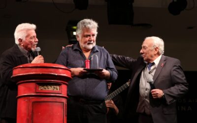 DISTINCIÓN A MARIO CABRERA