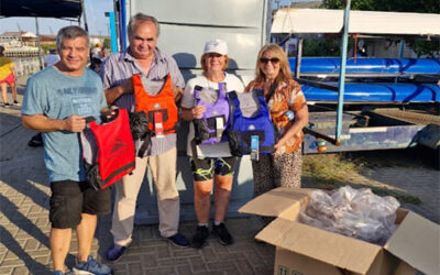 El Club de Remo Almirante Brown recibió chalecos salvavidas gestionados por ACUMAR