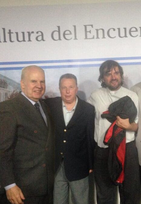 Julio Ricardo. «Maestro de Escuela» – Prestigió al periodismo en 60 años.